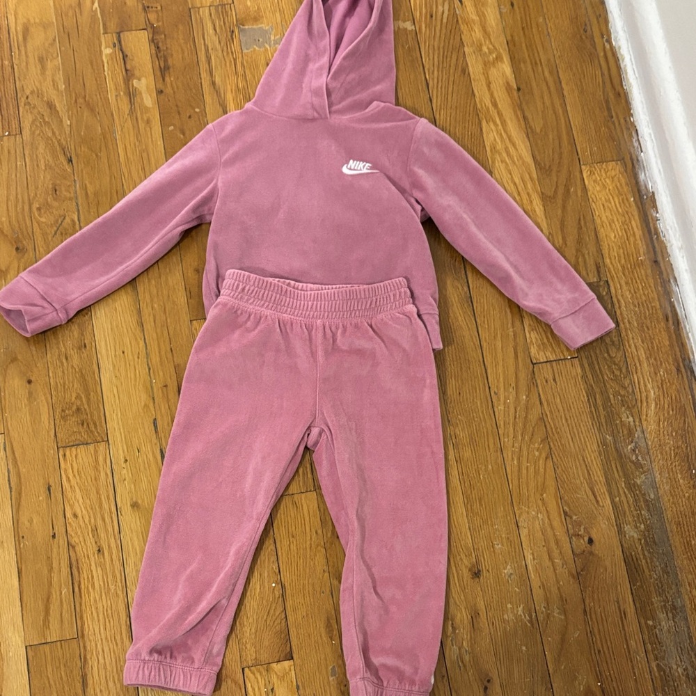 Nike Kids Pink Sweatpants & Hoodie Set